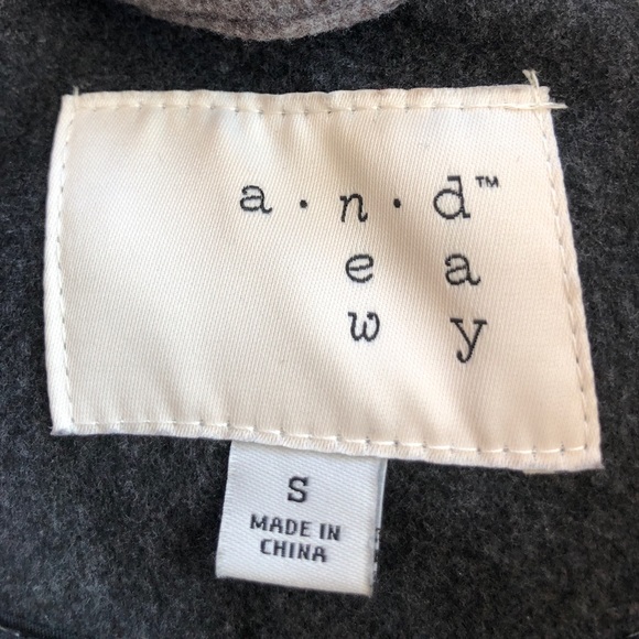 Spring/fall fleecey warm jacket - Picture 6 of 6